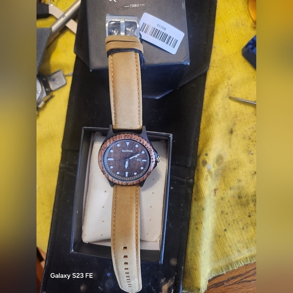 Stunning Raidox Wooden Watch - Picture 2 of 5